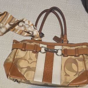 Stylish Tan and Cream Women's Bag